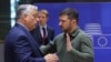 Прем'єр-міністр Угорщини Віктор Орбан (л) і президент України Володимир Зеленський, архівне фото