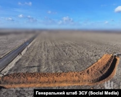 Нововикопані траншеї на фото від Генштабу
