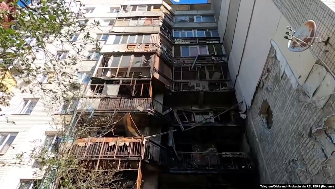 За даними ОВА, через атаку російського безпілотника смертельних поранень зазнав житель Берислава.