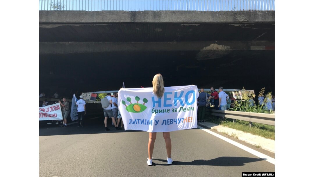 Aktivisti Saveza ekoloških organizacija Srbije blokirali autoput
