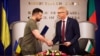 Президент України Володимир Зеленський і прем’єр-міністр Болгарії Ніколай Денков (праворуч). Софія, 6 липня 2023 року