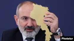 Ասուլիսի ժամանակ ցուցադրած մակետը