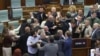 Tuča između poslanika Demokratske partije Kosova i Samoopredjeljenja, Priština, 13. juli 2023.