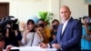 Președintele bulgar Rumen Radev votează la alegerile din 9 iunie 2024.
