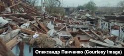Зруйнований російським ракетним ударом будинок рідних Олександра Панченка, Зарічне, Запорізька область, 3 листопада 2023 року, коли російські війська поцілили ракетою у бійців 128-ї окремої гірсько-штурмової бригади