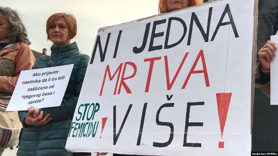 Jedna od poruka sa trećeg protesta protiv femicida u Novom Sadu, februar 2024.