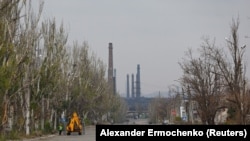 Краєвид на зруйнований від російських обстрілів завод «Азовсталь», Маріуполь