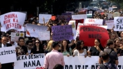 Protest za zaštitu žena i devojaka od nasilja na Kosovu