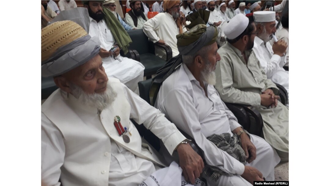 د فاټا قامي جرګې د غونډې ګډونوال - د ۲۰۲۲ز کال د اپرېل ۲۰مې انځور.
