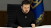 «Я не хочу розбиратися, чи стоять за такими ідеями про повернення Росії якісь мотиви. Але ніхто не буде заплющувати очі на будь-які спроби зменшити міжнародний тиск на джерело війни»