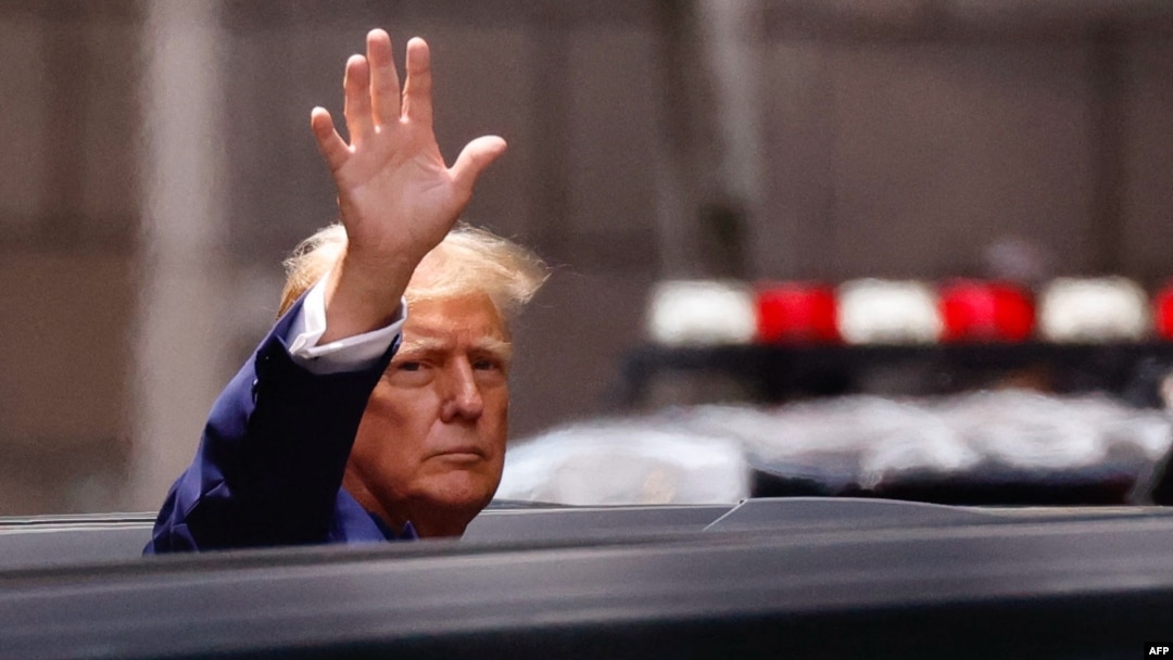 Верховний суд, хоча повністю і не задовольнив позов Трампа, найімовірніше, унеможливив винесення йому вироку у справі про події 6 січня до цьогорічних президентських виборів