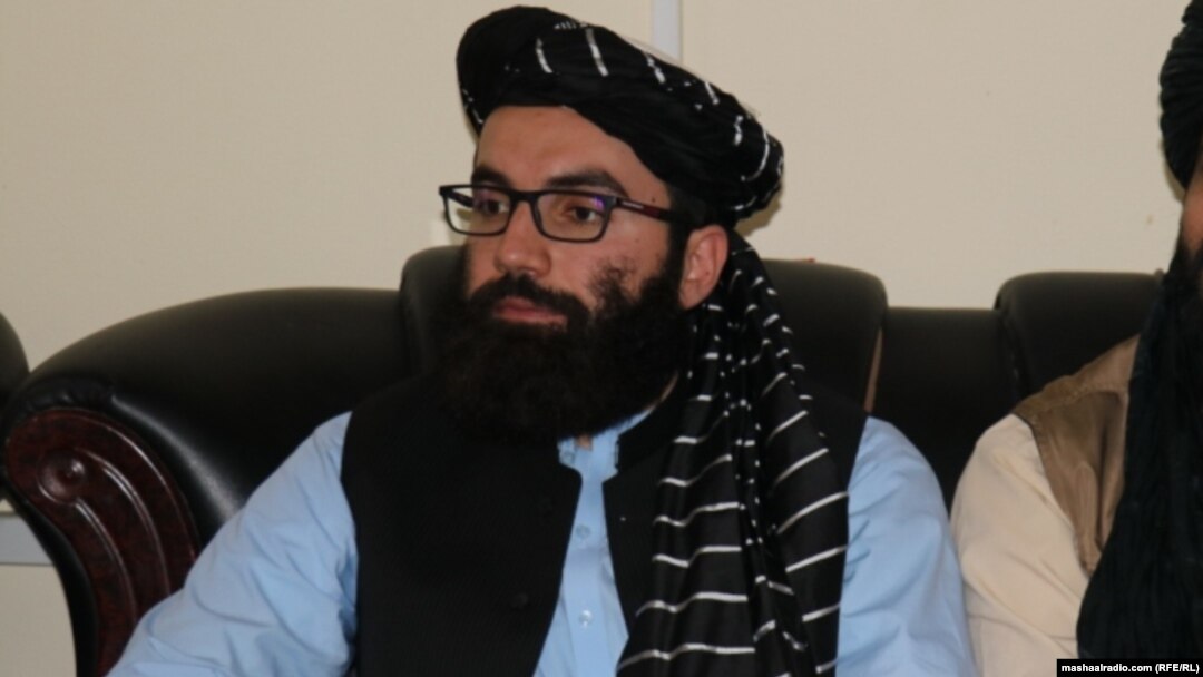 انس حقاني د مې پر څلورمه د خوست غونډې ته د نجونو د ښوونځیو د بیا پرانیستو نېټه و نه ښووله خو زیاته یې کړه چې دا کار به ژر وشي. 