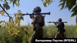 Бійці «Російського добровольчого корпусу» на передовій. Літо 2022 року