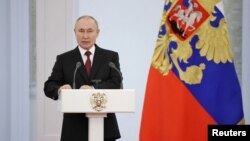 Vladimir Putin kaže kako kontakti sa Washingtonom oko razmjene nikada nisu prestali.