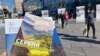 Deo ruskih IT stručnjaka
od početka ruske invazije na Ukrajinu, odlučio je da svoj posao preseli u Srbiju. Na fotografiji: Turističke brošure za Srbiju na ruskom, Beograd, 13. april 2022. 