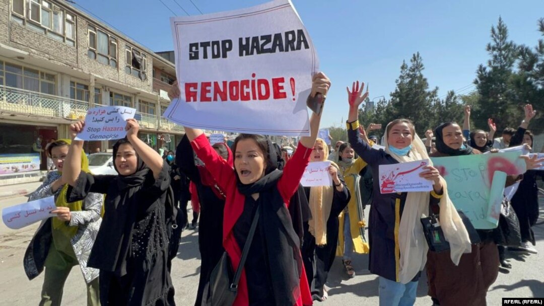 Afganistanke protestuju 1. oktobra zbog napada na studente u Kabulu dan ranije.