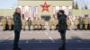 Радий Хабиров (слева) в парке "Патриот".