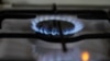 Noile contracte propuse românilor de către furnizorii de gaze naturale și electricitate sunt de câteva ori mai mari față de cele semnate anii trecuți, ca urmare a crizei energetice.