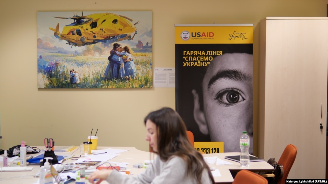 Благодійний фонд Save Ukraine організовує операції з повернення українських дітей додому. Київ, січень 2023 року