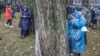 Сотні людей вимагали скасувати карантинні обмеження та «примусову» вакцинацію