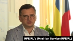 Міністр закордонних справ України Дмитро Кулеба під час ексклюзивного інтерв'ю для Радіо Свобода. Прага. 30 серпня 2022 року