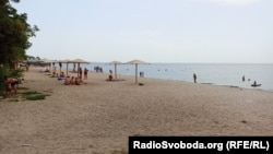 Пляж в окупованому Бердянську, літо 2022 року