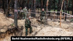 Під Ізюмом знайшли масові поховання людей та солдатів ЗСУ, 15 вересня 2022 року