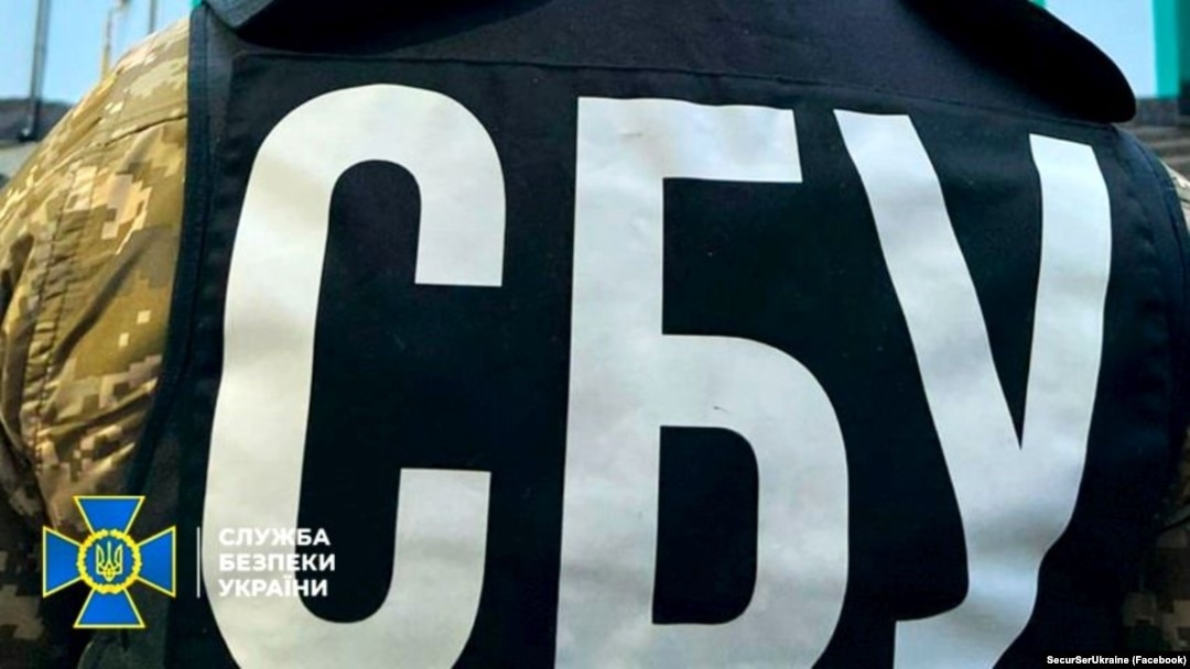 За даними слідства, «фігуранти розробили план системного постачання електронних компонентів з України до Росії в обхід санкційних заборон»
