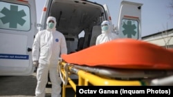 Coronavirus, medici ambulanță
