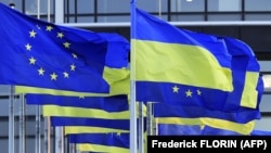 У документі наголошується, що не може бути жодних переговорів щодо України без України і без Європи