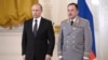 Російський лідер Володимир Путін (л) і генерал Юрій Яровицький, архівне фото, 2016 рік