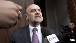هرمان ناکارتس، رییس هیات مذاکره کننده آژانس بين المللی انرژی اتمی،