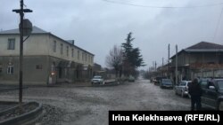 Cегодня, по неофициальной информации из Ленингора, в местной больнице уже зафиксировано два случая заболевания корью детей