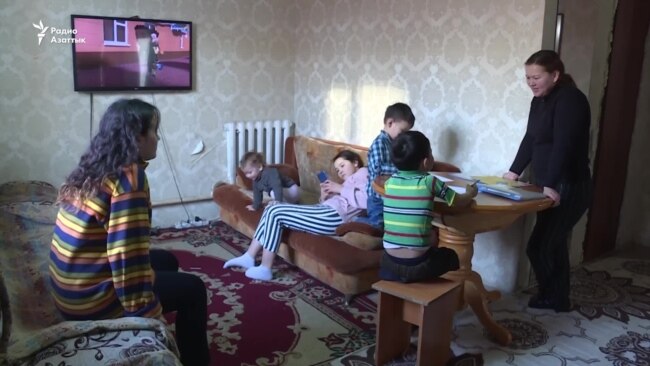 Семья с шестью детьми живет на СТО. С многодетных требуют возврата АСП