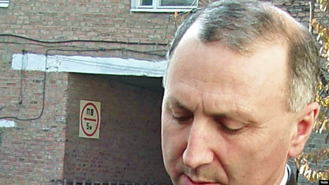 Ali Magomedov in November 2000