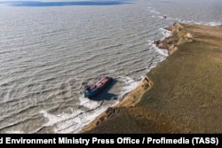 Naftni tanker kod obale u krasnodarskom regionu, 16. decembar 2024.