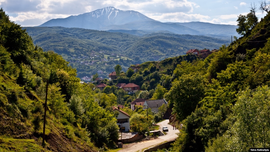 Pogled na Šar-planine i Kačanik, maj 2016.