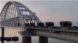 За даними СБУ, підводні підпірки опор сильно пошкоджено на рівні дна, «фактично міст перебуває в аварійному стані». Фото архівне 