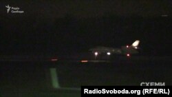 Хитрістю вдається зняти посадку борту Віктора Медведчука