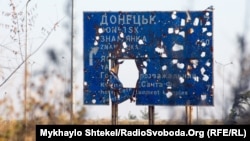 Україні буде складніше ментально повернути після деокупації людей з Донбасу, аніж із Криму, вважає президент Зеленський