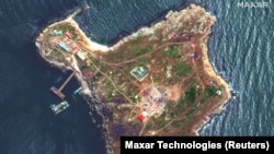 Остров Змеиный в Чёрном море