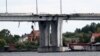 Двамата са атакувани край Антоновския мост на река Днепър, който свързва град Херсон с района на левия бряг, и беше частично разрушен от руските сили през 13 септември 2022 г. 