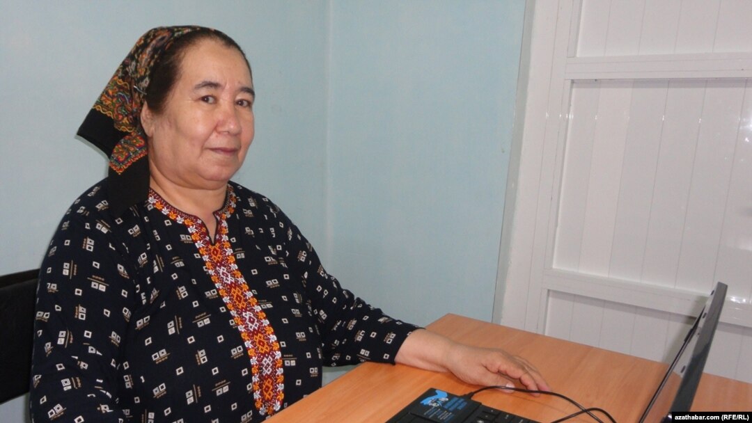 Soltan Açilova