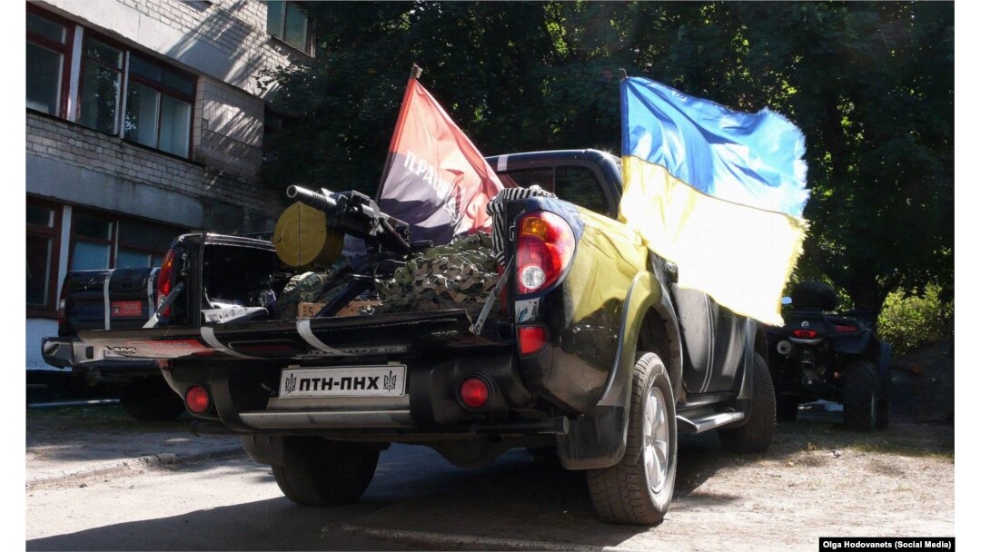 База добровольчого підрозділу ДУК «Правий сектор», вересень 2014 року