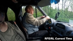 Oleksandr, a volunteer driver, travels to the Ukrainian village of Horsk near the Russian border to collect locals. He ferries people to larger towns so they can access health services and shops.
