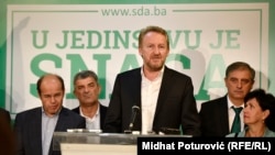 Izetbegović manipulira patriotskim diskursom i razgrađuje Bosnu i Hercegovinu: Kazaz