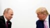 Дональд Трамп і Володимир Путін (л) під час саміту «Групи двадцяти» в японській Осаці в 2019 році