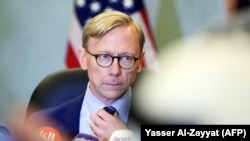 برایان هوک می‌گوید که تحریم تسلیحاتی در محدود کردن رفتار ایران موفق بوده است.