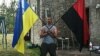 Президент присвоїв звання Героя України загиблому добровольцю і оперному співакові Василю Сліпаку