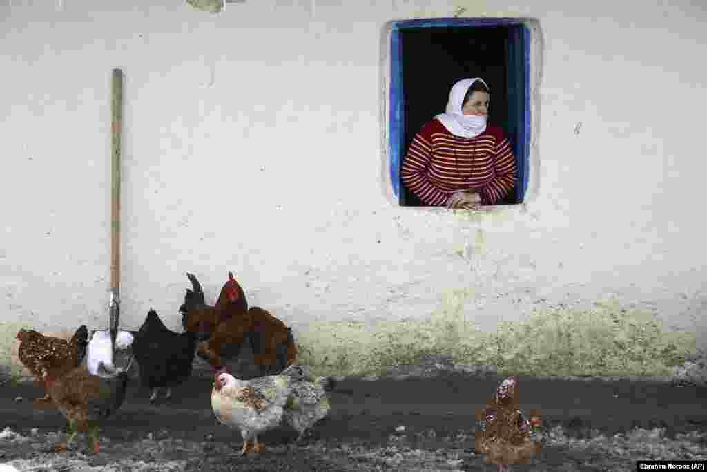 خانه‌ای نزدیک دریا؛ ایران